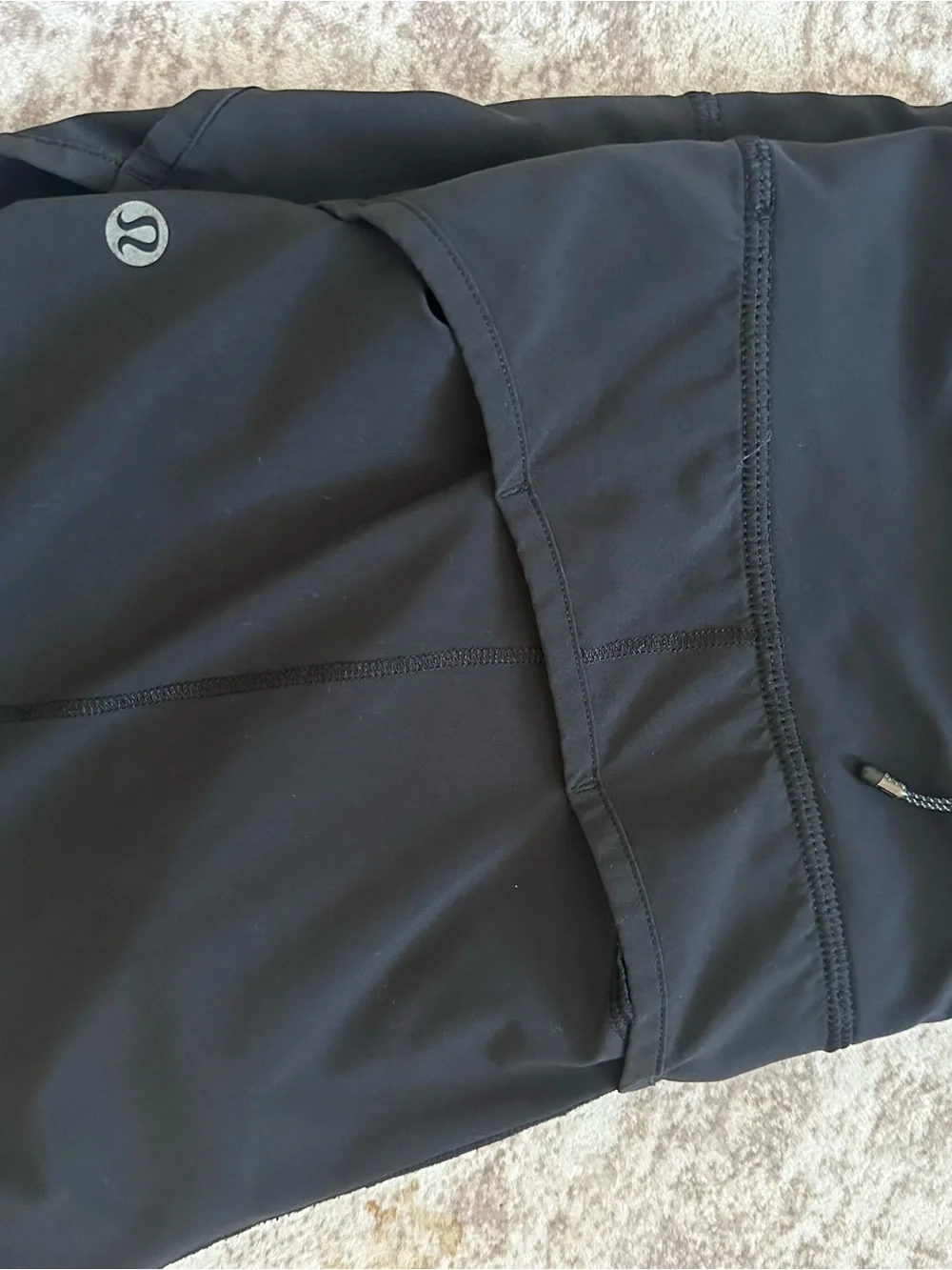 Lululemon speed up sports